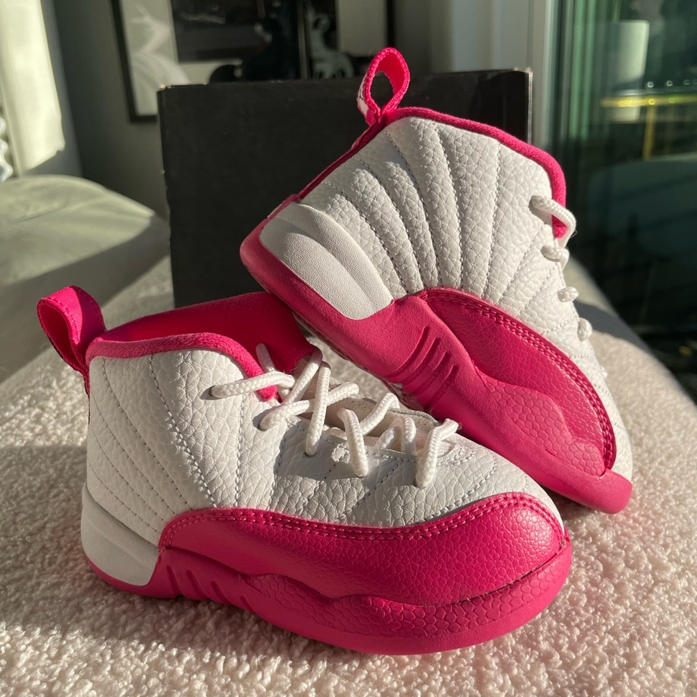 Jordan 12 Retro GT | White/Vivid Pink | size 7C